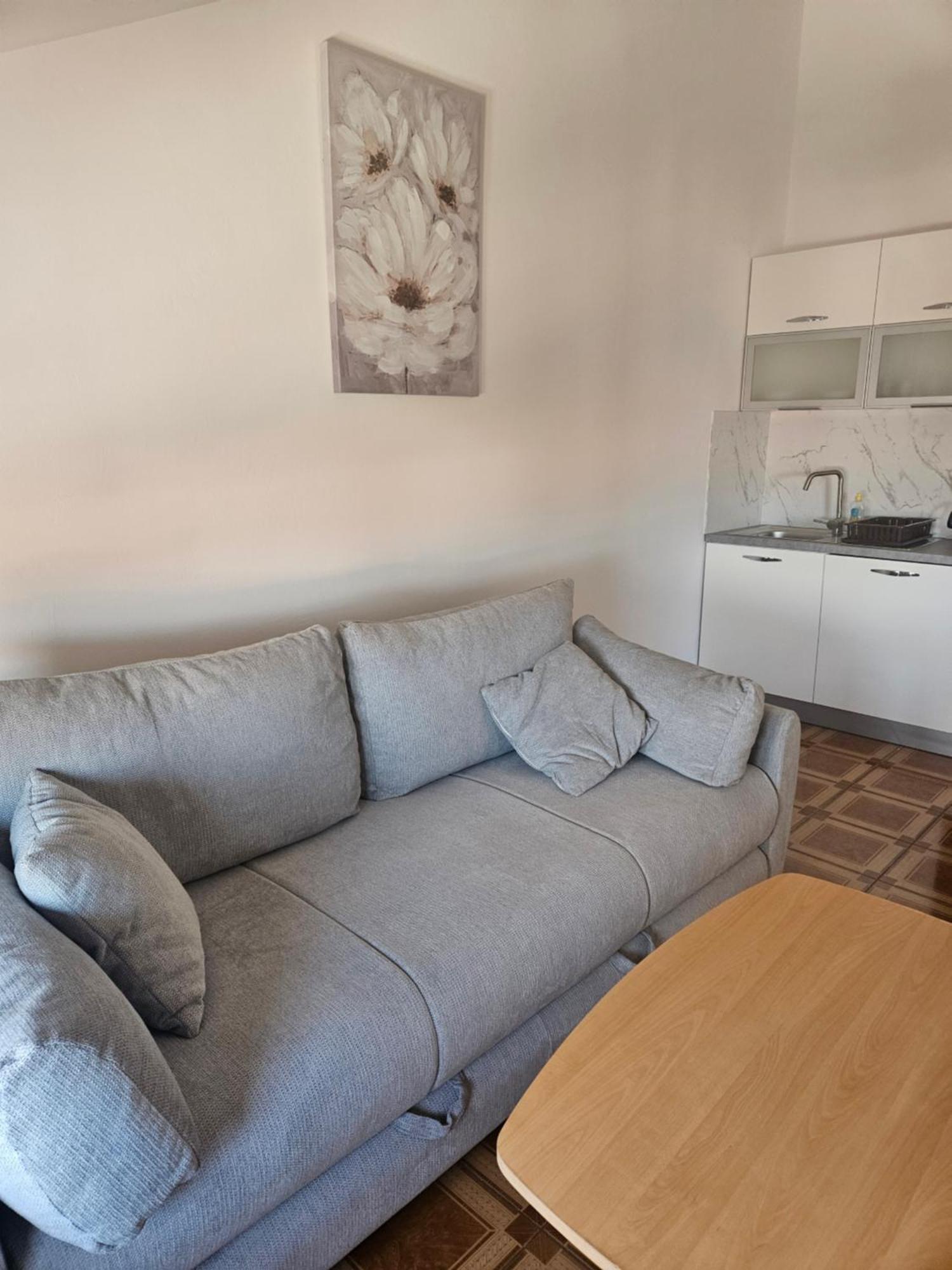 Apartments Nada Vir Exterior photo